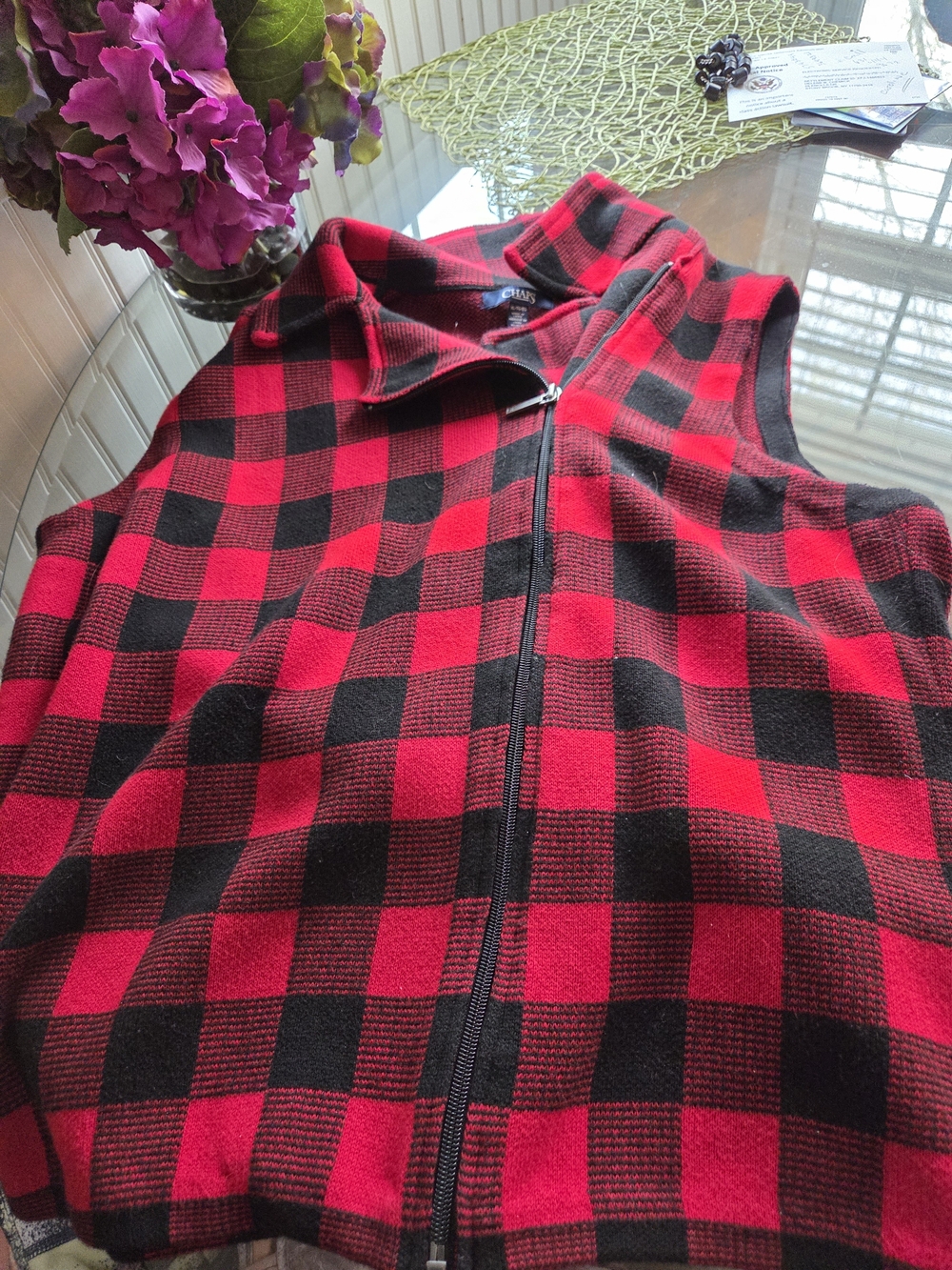 Red and Black Buffalo Plaid Zip Vest XL Excellent